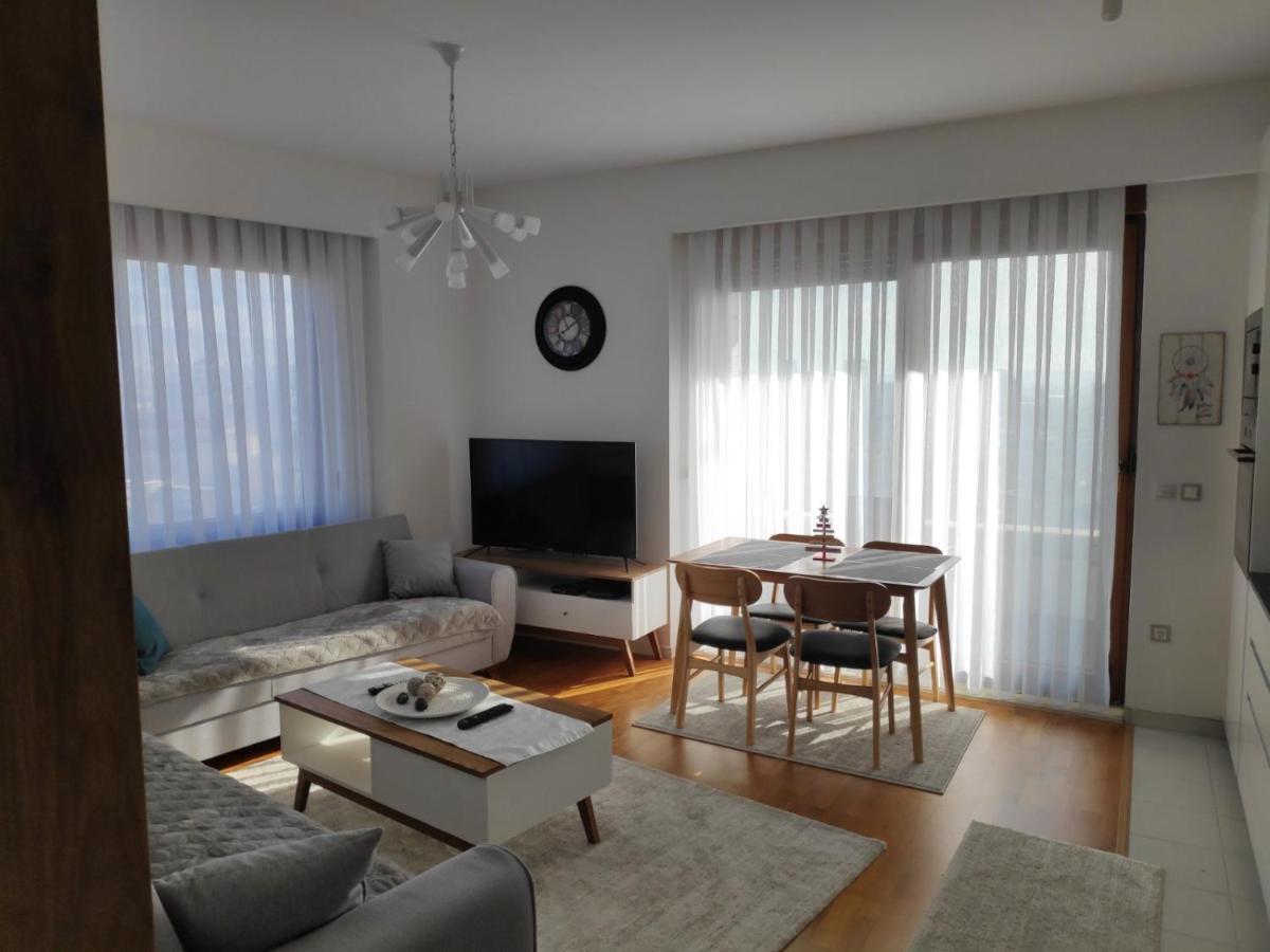 Luxury Sky View Apartment 프리슈티나 외부 사진